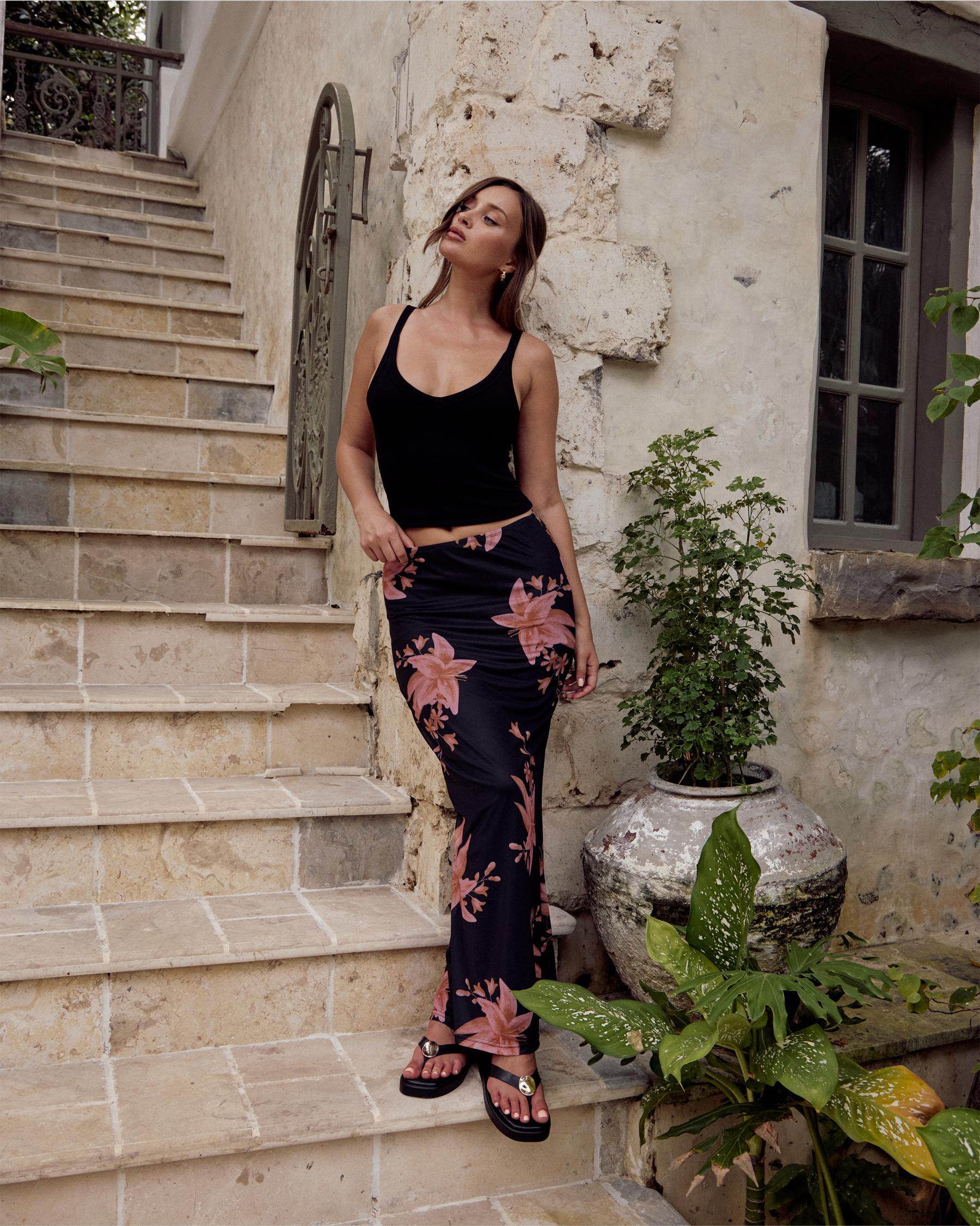 Basic V Neck Tank Top