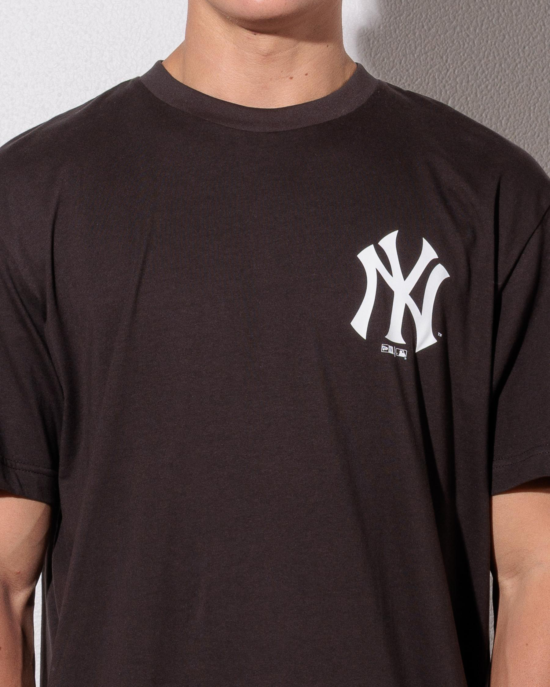 New York Yankees Essential T-Shirt