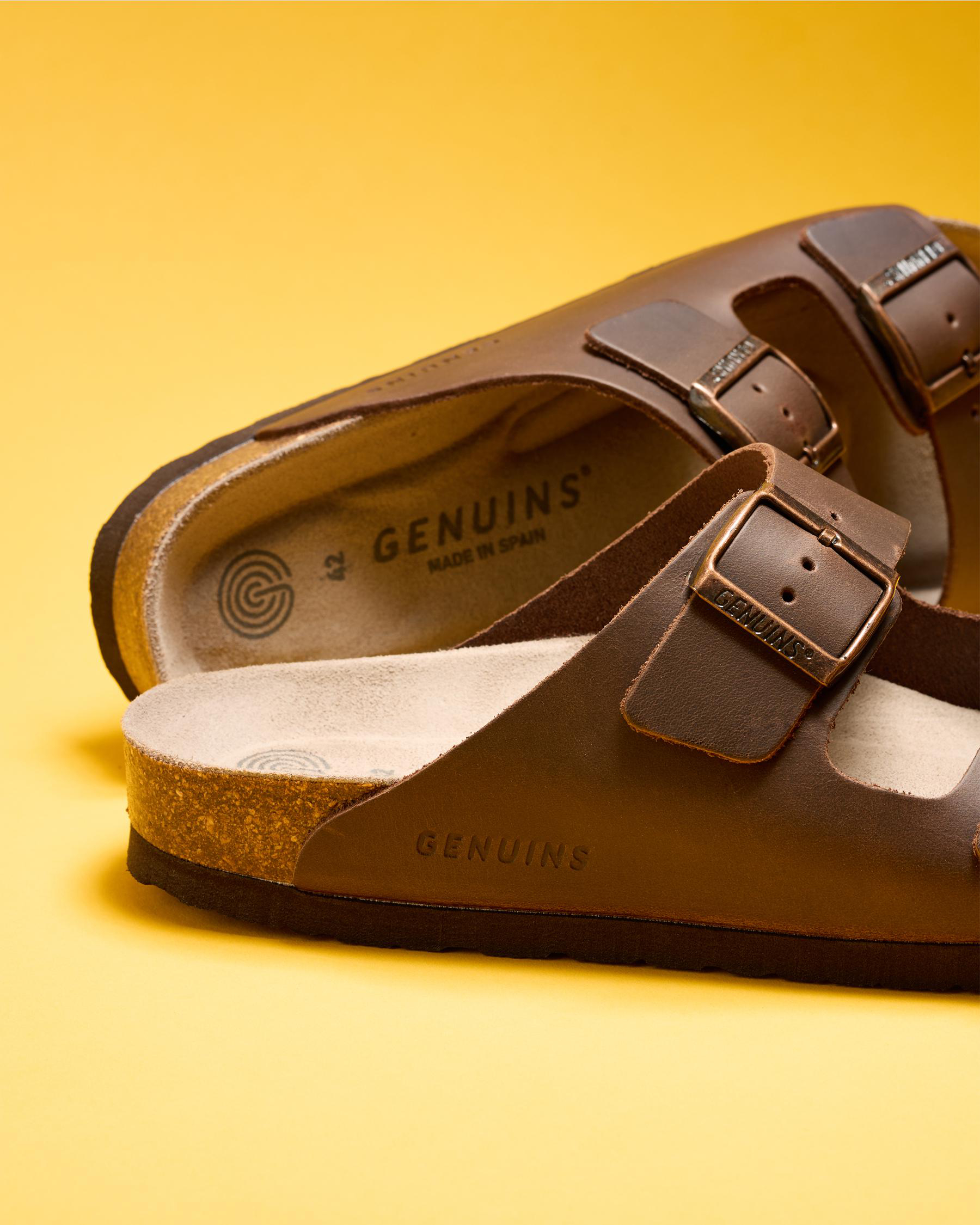 Hawaii Oiled Leather Sandals