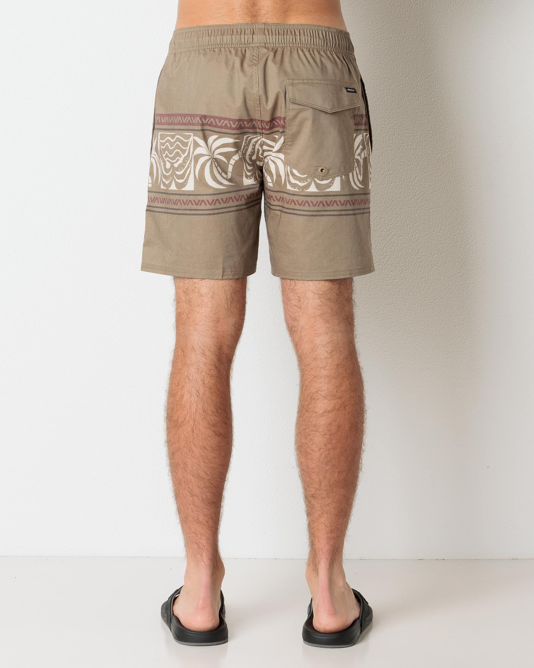 Fronds Divide Elastic Shorts