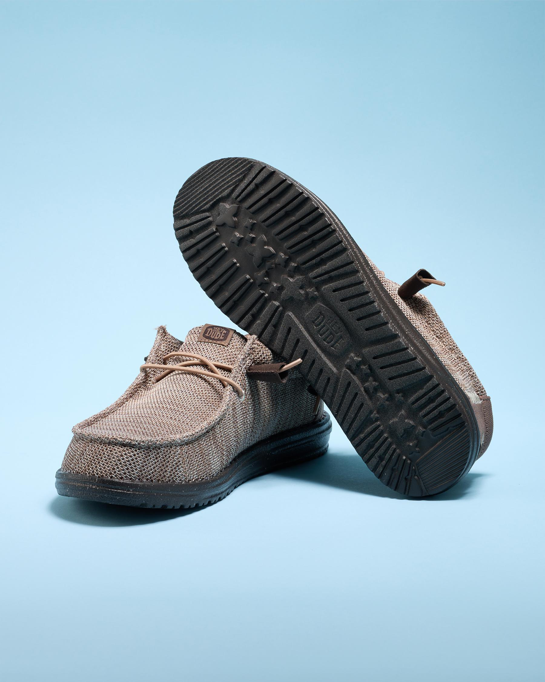 Wally Stretch Sox Shoes