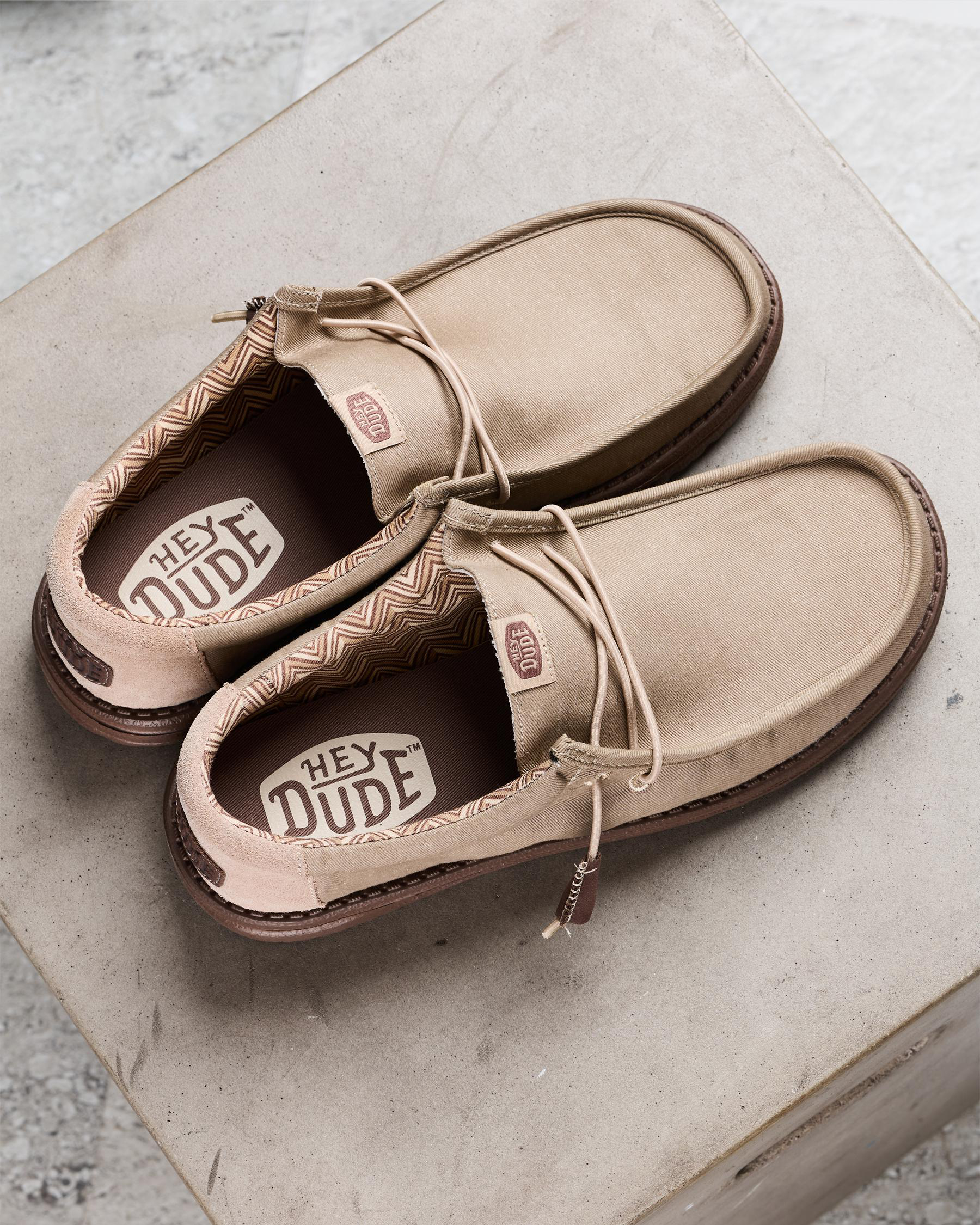 Wally Stretch Canvas Block Shoes