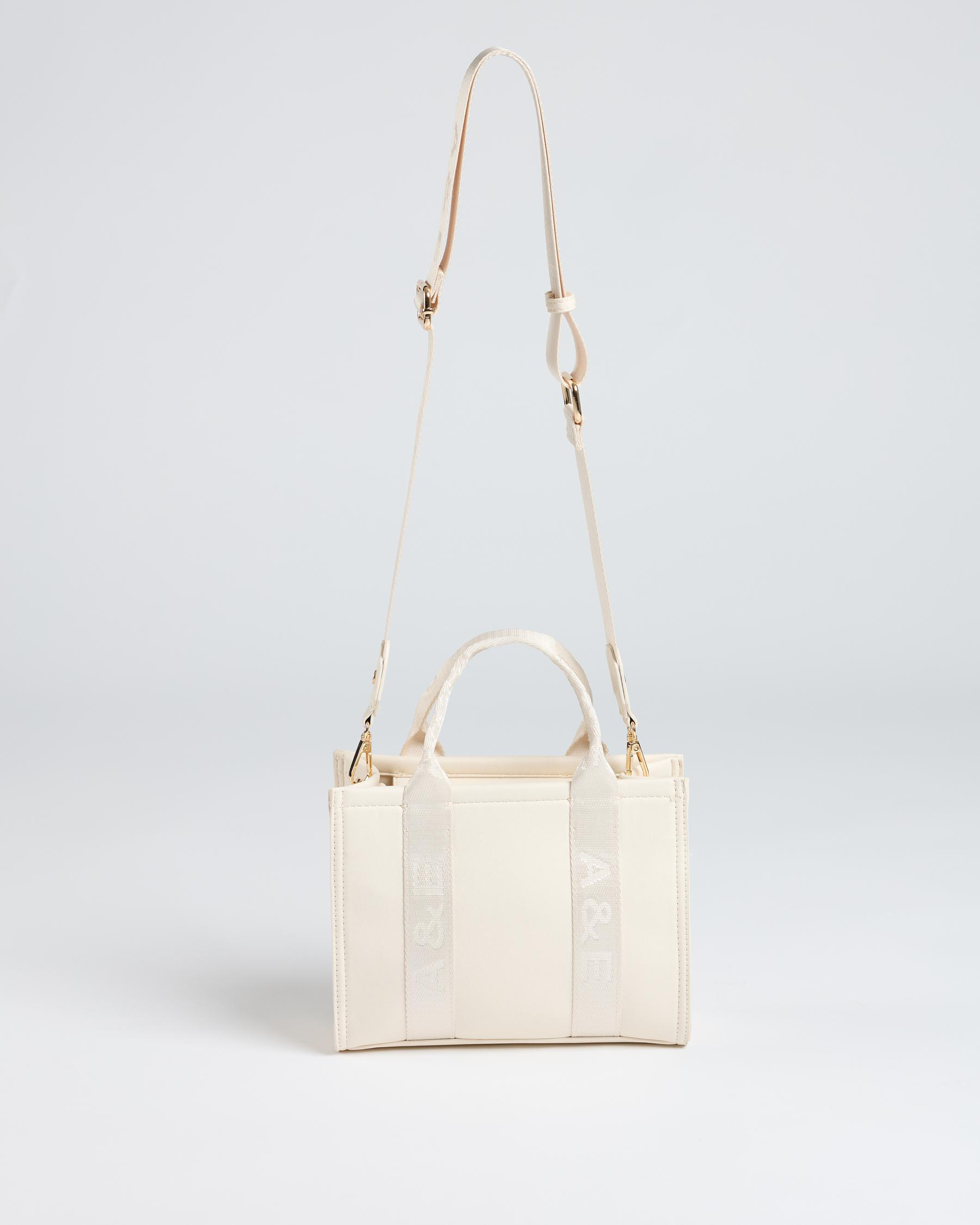 Cassie Hand Bag