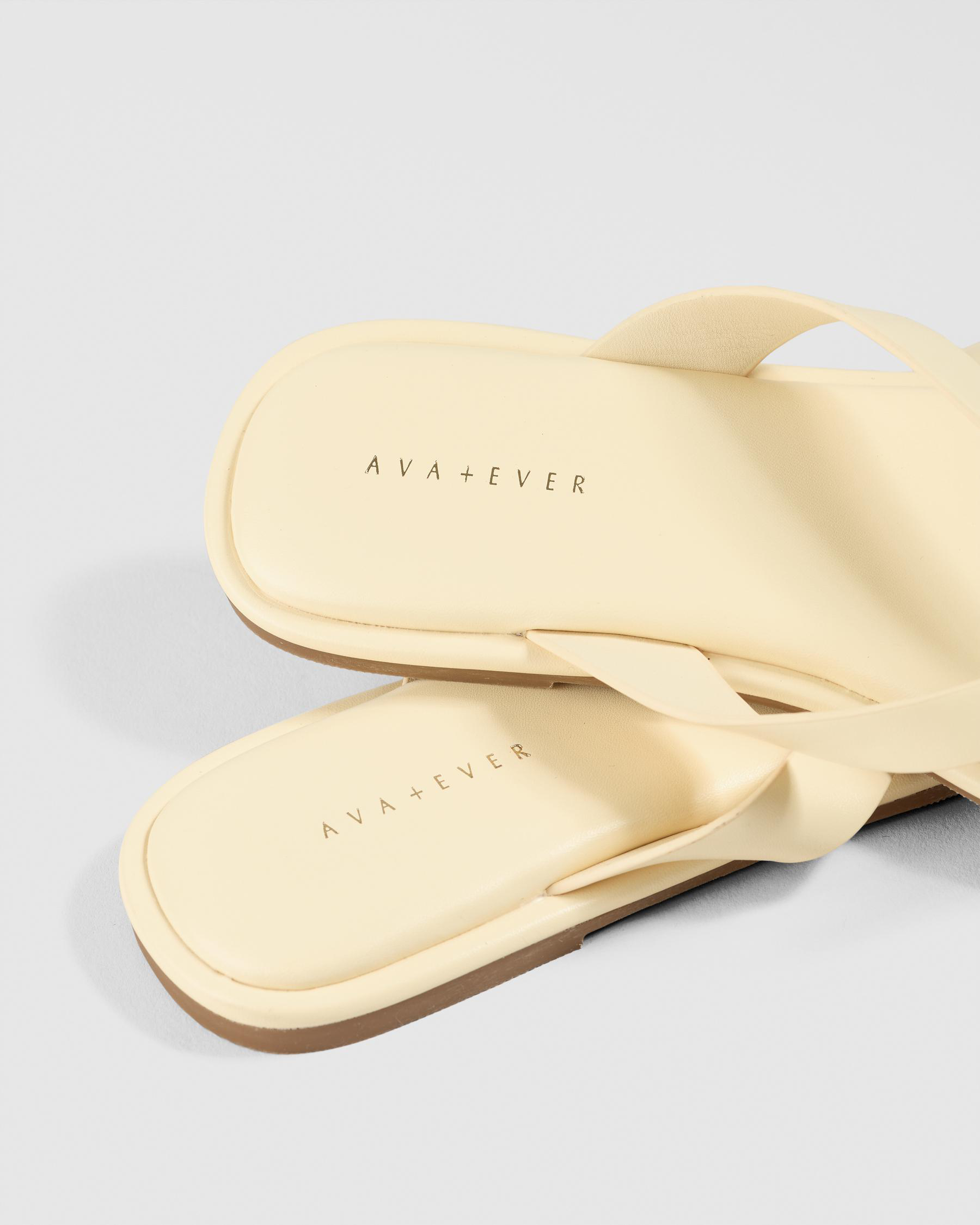 Luna Thong Slide Sandals