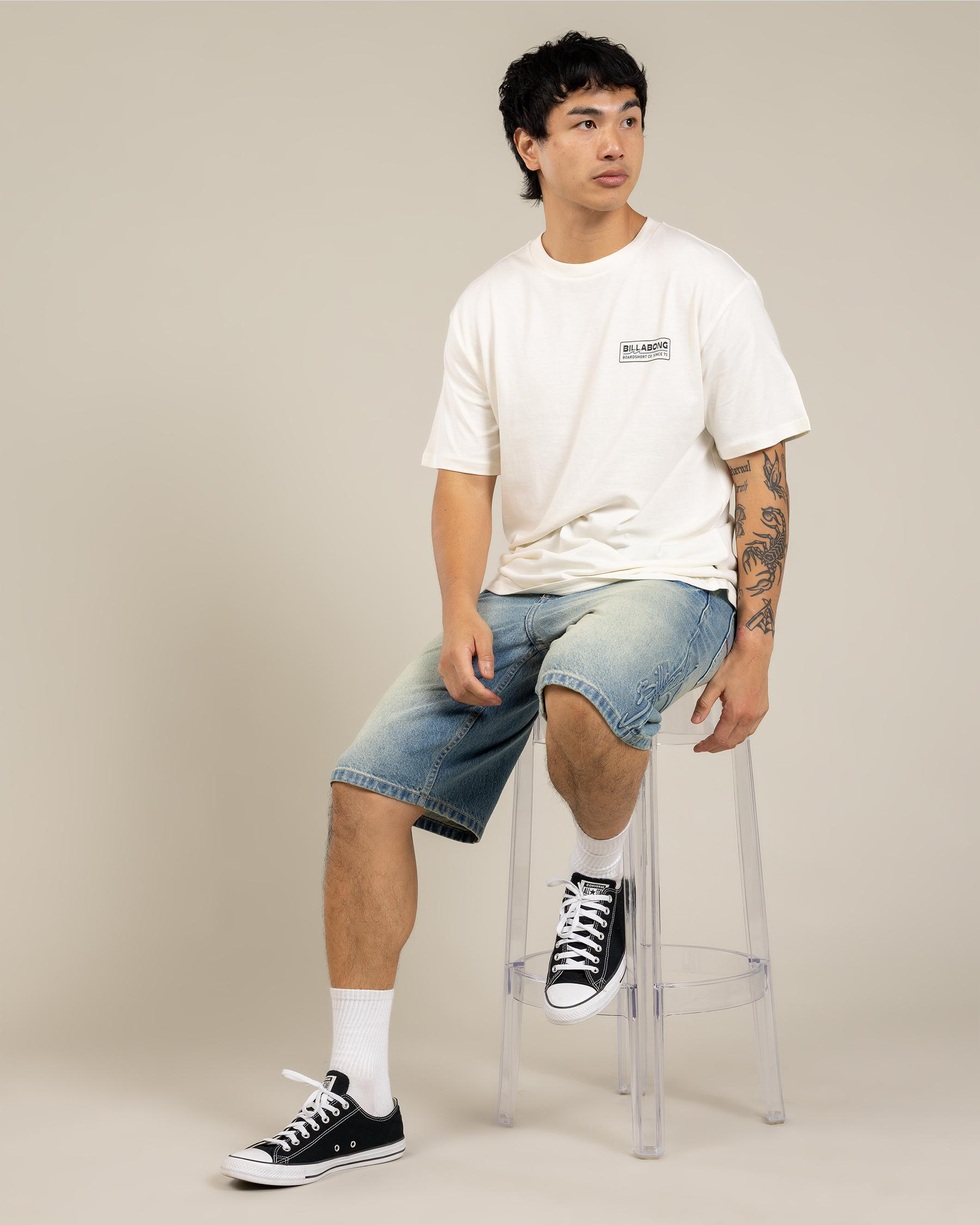 Walled Regular T-Shirt