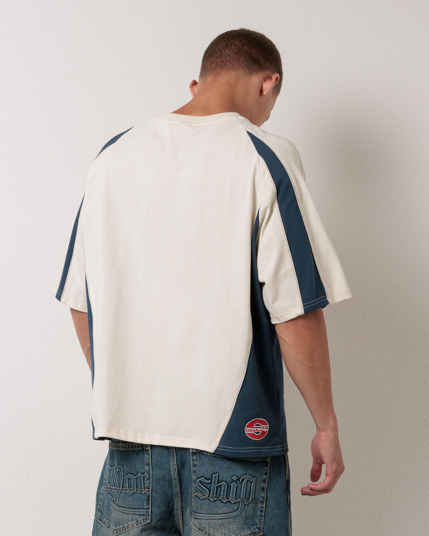 Laps Panel Raglan T-Shirt