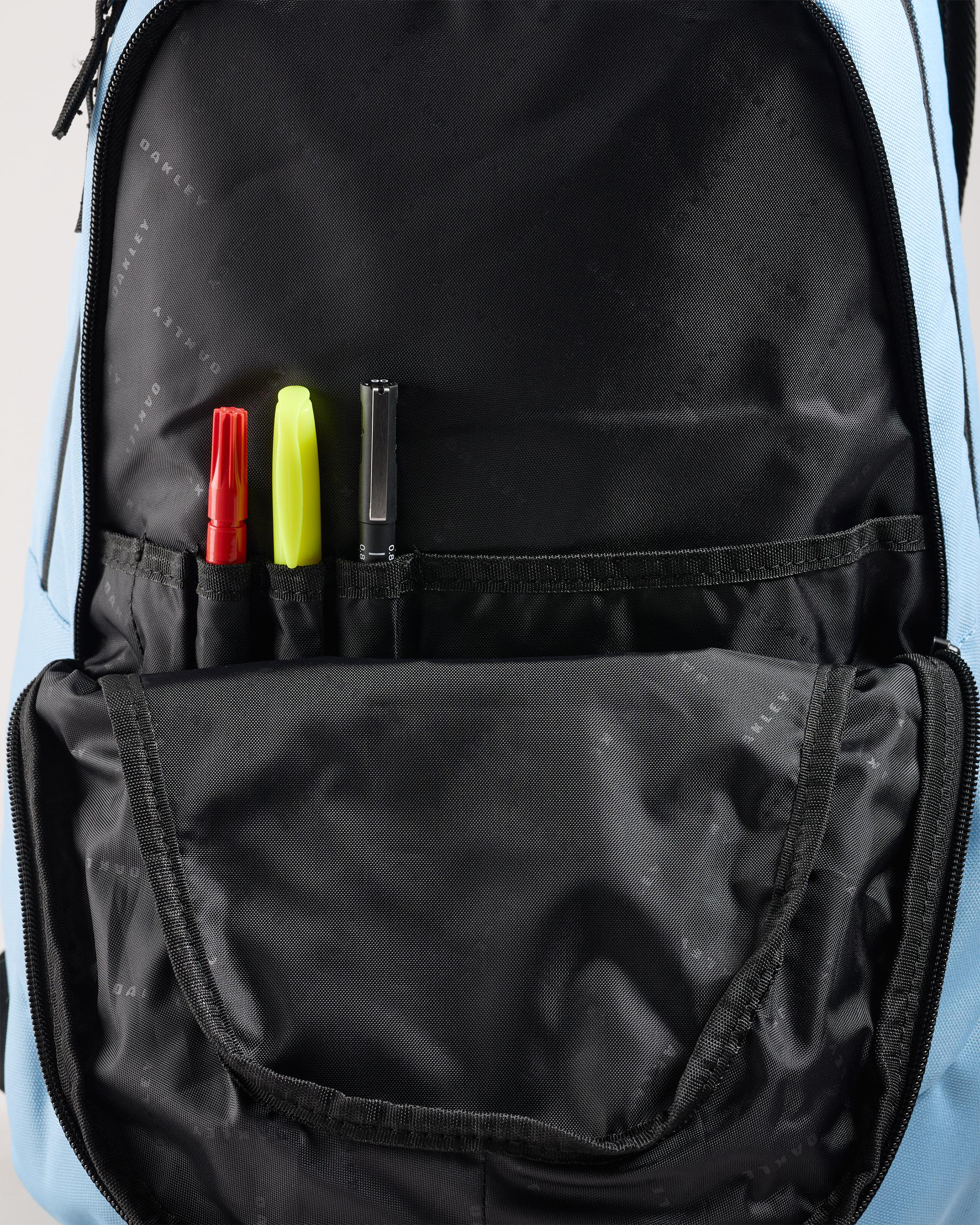 Primer RC Laptop Backpack