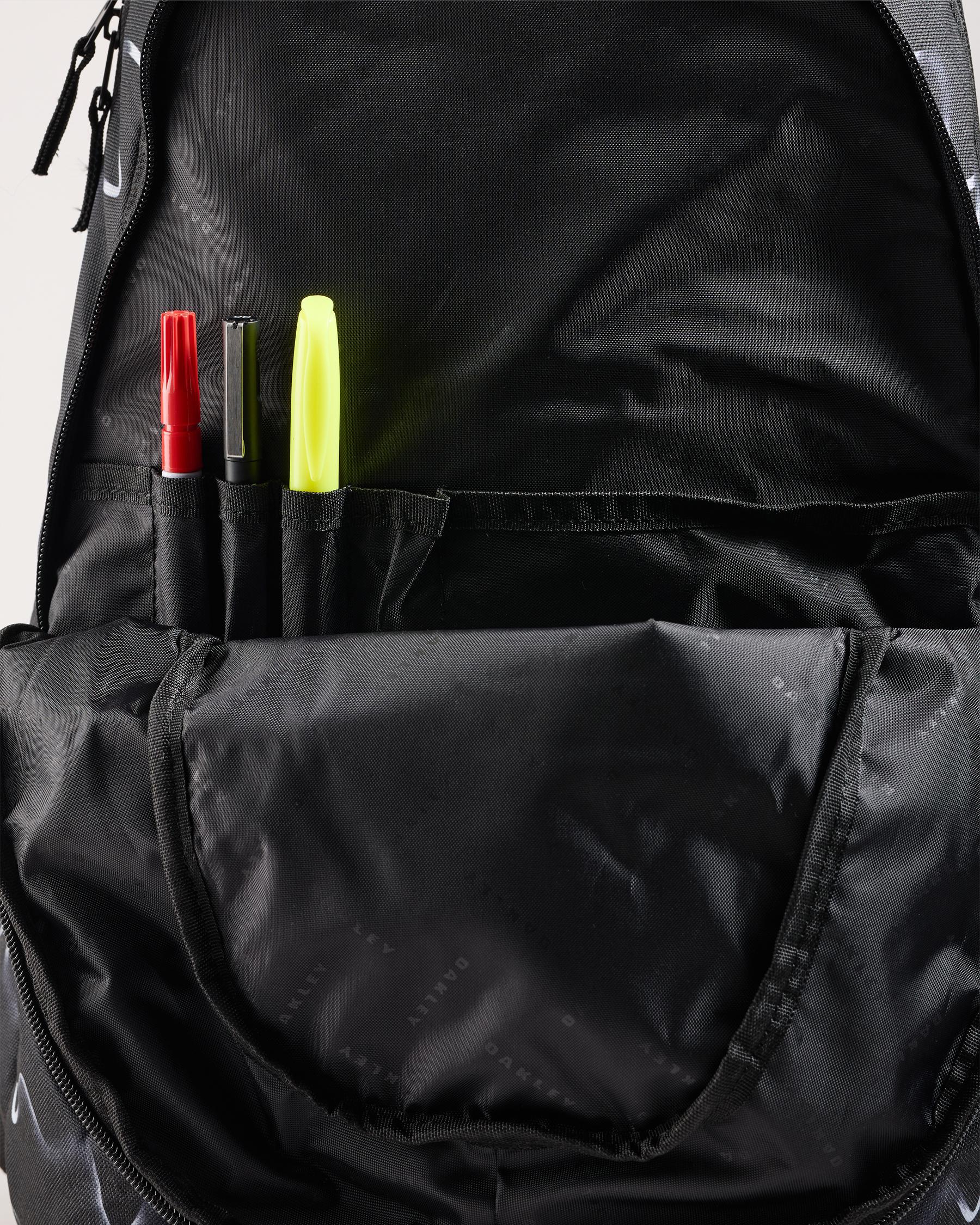 Primer RC Laptop Backpack